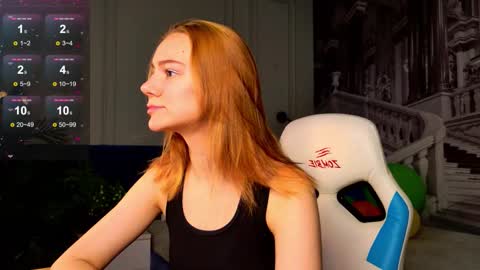 im Amy online show from October 9, 6:00 am