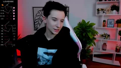 Rein online show from February 25, 6:03 am