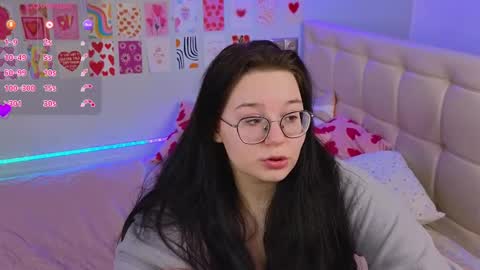 LISSAPVT IS OPEN online show from February 22, 10:31 pm