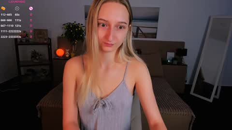 I am Rina online show from January 12, 6:39 am