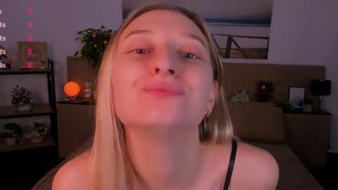 I am Rina online show from January 21, 9:35 am