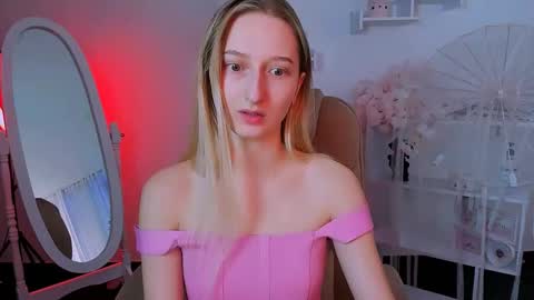 I am Rina online show from January 29, 6:33 am