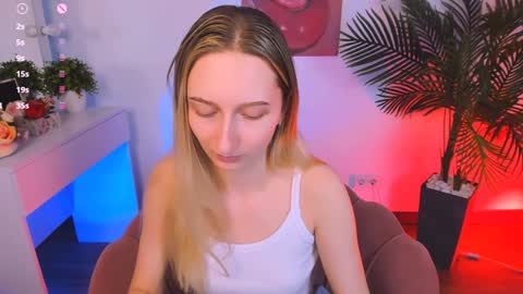 I am Rina online show from January 31, 12:40 pm