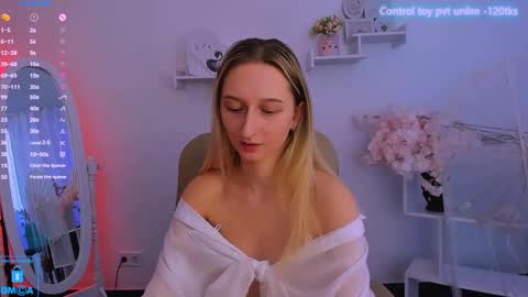 I am Rina online show from February 9, 9:37 am