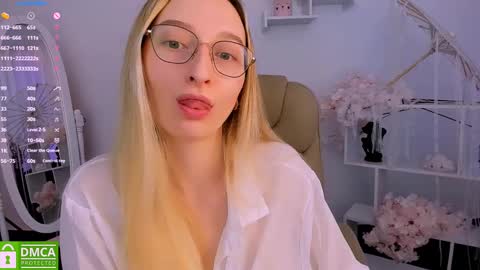 I am Rina online show from March 1, 6:24 am