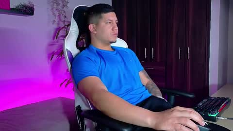 Snapshot of _robertobaggio chatting on October 9, 10:24 am Roberto online show from October 9, 10:24 am