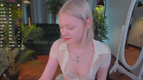 Snapshot of _rude_girl_ chatting on December 30, 3:02 pm Eve online show from December 30, 3:02 pm