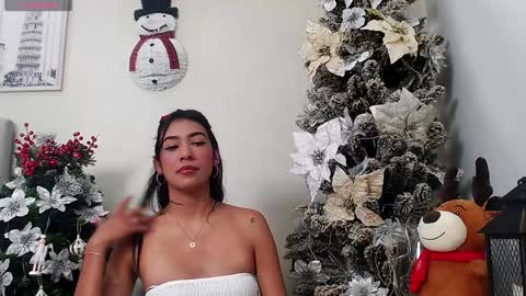 Sassy Girl online show from December 31, 5:18 pm