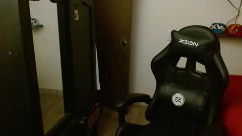 SCHNEIDER online show from November 19, 4:56 am