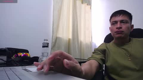 Juan Pablo-independent model online show from January 19, 2:59 pm