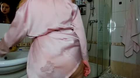 Alice online show from March 4, 8:13 am