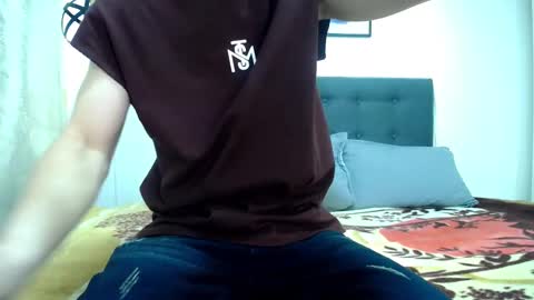 Snapshot of _skyleer_ chatting on September 12, 7:58 pm _skyleer_ online show from September 12, 7:58 pm