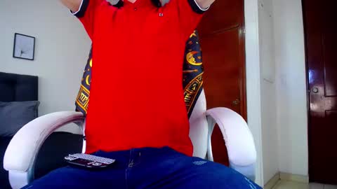 Snapshot of _skyleer_ chatting on September 19, 8:09 pm _skyleer_ online show from September 19, 8:09 pm