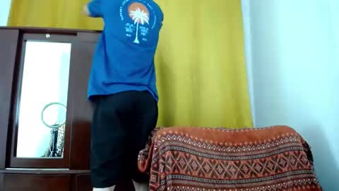 Snapshot of _skyleer_ chatting on November 2, 11:40 pm _skyleer_ online show from November 2, 11:40 pm