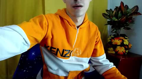 Snapshot of _skyleer_ chatting on November 3, 11:26 pm _skyleer_ online show from November 3, 11:26 pm