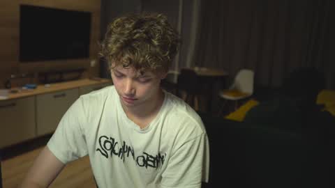 Snapshot of _sopranos_ chatting on January 26, 1:15 pm OLIVERpvt is open online show from January 26, 1:15 pm