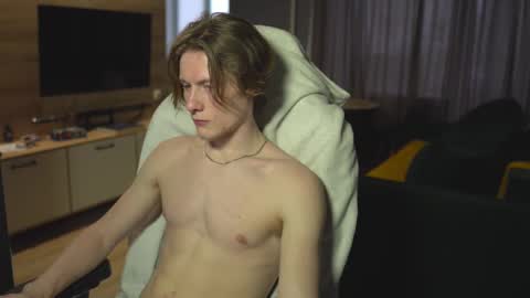 Snapshot of _sopranos_ chatting on February 28, 3:59 am OLIVERpvt is open online show from February 28, 3:59 am