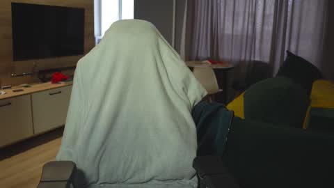 Snapshot of _sopranos_ chatting on March 4, 12:01 pm OLIVERpvt is open online show from March 4, 12:01 pm