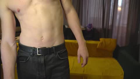 Snapshot of _sopranos_ chatting on October 22, 12:05 pm OLIVERpvt is open online show from October 22, 12:05 pm