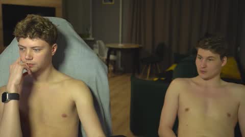 Snapshot of _sopranos_ chatting on November 4, 3:11 pm OLIVERpvt is open online show from November 4, 3:11 pm