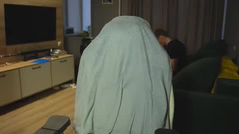 Snapshot of _sopranos_ chatting on November 6, 12:06 pm OLIVERpvt is open online show from November 6, 12:06 pm