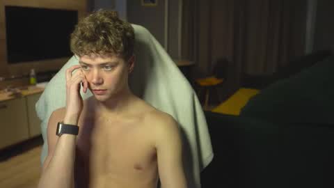 Snapshot of _sopranos_ chatting on November 12, 12:16 pm OLIVERpvt is open online show from November 12, 12:16 pm