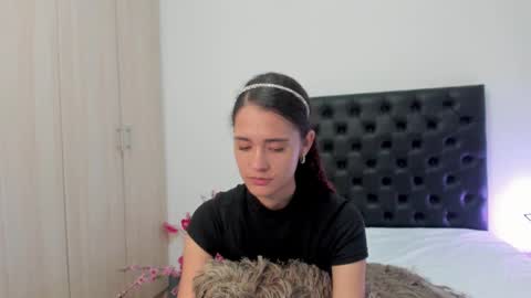 Sussi online show from February 11, 4:35 pm