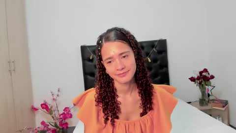 Sussi online show from February 18, 1:22 pm