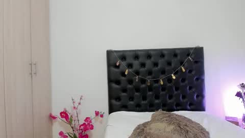 Sussi online show from February 20, 4:46 pm