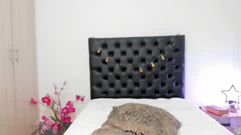 Sussi online show from February 28, 4:42 pm