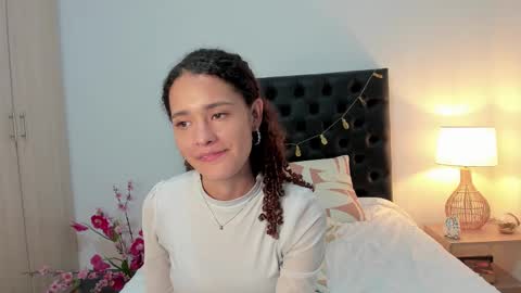 Sussi online show from March 12, 7:28 pm