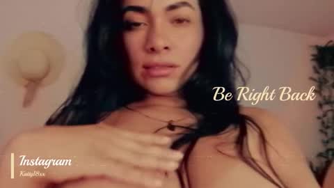 Snapshot of _sweet_kitty1 chatting on October 11, 12:15 pm online show from October 11, 12:15 pm