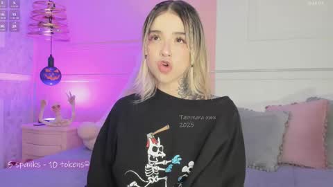 Snapshot of _tammarra_ chatting on October 7, 10:51 pm _tammarra_ online show from October 7, 10:51 pm