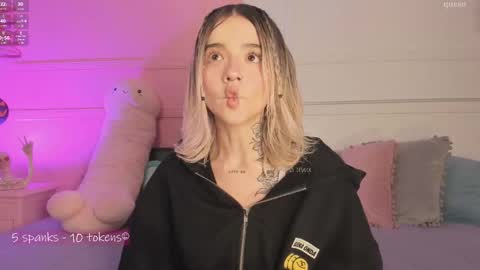 Snapshot of _tammarra_ chatting on October 11, 5:22 pm _tammarra_ online show from October 11, 5:22 pm