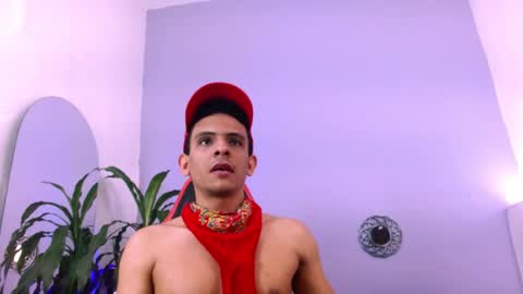 _tarek_ online show from October 30, 6:52 pm