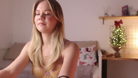 Annie online show from January 10, 1:21 am