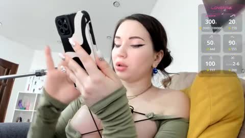 LilyOpen Pvt online show from January 19, 9:44 am