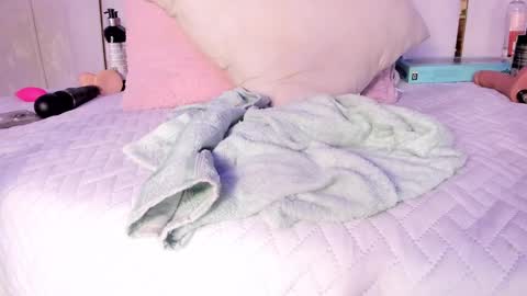 Rousse  online show from March 12, 10:17 pm