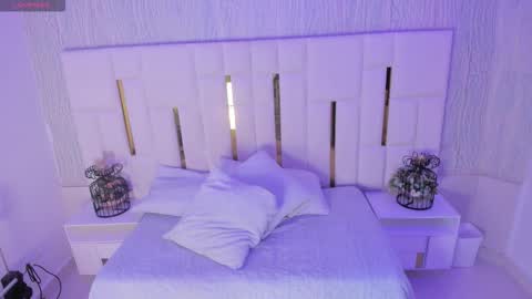 Rousse  online show from September 13, 7:02 pm