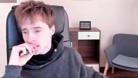 _tokyo_ghoul online show from January 10, 5:15 am