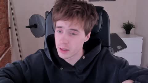 _tokyo_ghoul online show from February 2, 4:22 pm