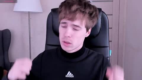 _tokyo_ghoul online show from February 12, 10:03 am