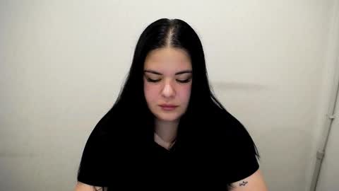 Trisha online show from October 27, 2:43 pm