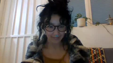 _tutti_frutti_ online show from January 2, 4:41 am