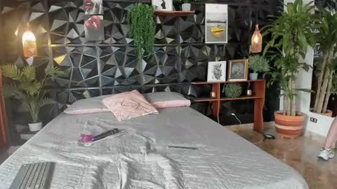 _valentina_69 online show from September 19, 3:45 pm