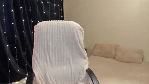 Snapshot of _vallylove chatting on March 6, 5:46 am _vallylove online show from March 6, 5:46 am