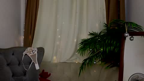 Violet online show from January 12, 11:26 pm