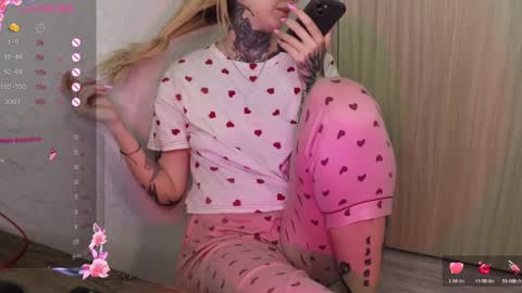 Snapshot of _viv1an_ chatting on January 14, 5:34 pm Alis online show from January 14, 5:34 pm