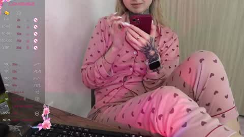 Alis online show from February 8, 11:12 am