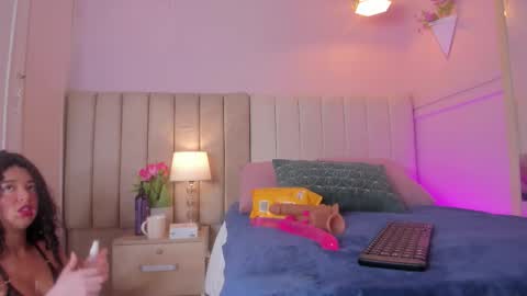 Snapshot of _wendy_x chatting on September 19, 11:33 am _wendy_x online show from September 19, 11:33 am